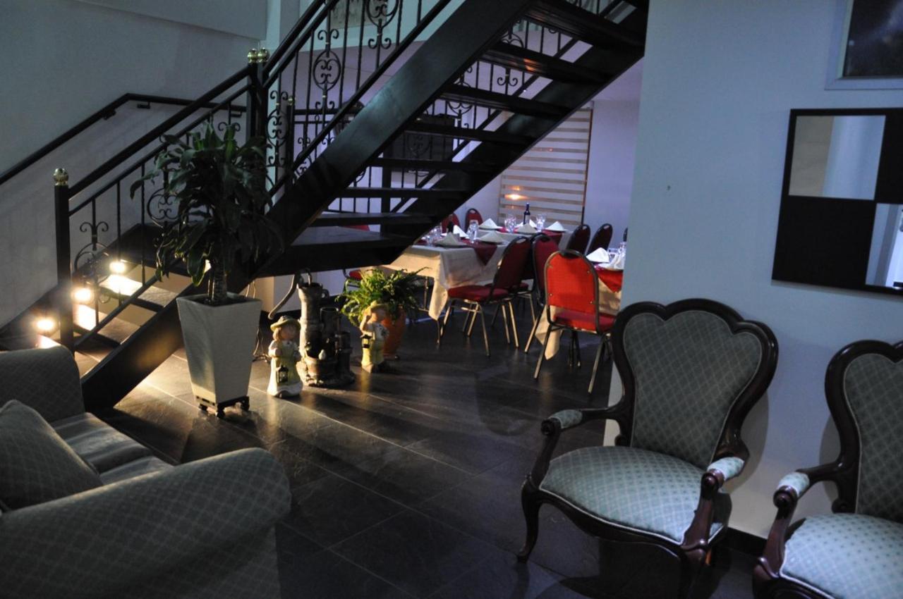 Hotel Parque Santander Tunja Exteriör bild
